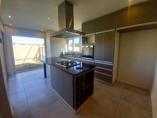 Foto 27 de Neuquen. Centenario Venta Casa nueva 2 dormitorios en dos plantas BÂ° Costa Rio