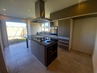 Foto 26 de Neuquen. Centenario Venta Casa nueva 2 dormitorios en dos plantas BÂ° Costa Rio