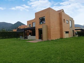 Foto 4 de casa en venta en refugio del valle. Cod V7382888