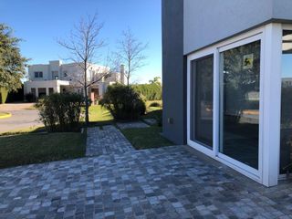 Foto 42 de Casa en Los Lagos, Nordelta