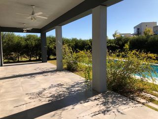 Foto 2 de Casa en Los Lagos, Nordelta