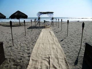 Foto 5 de Las Valentinas, Alquiler de Local para Bodas al pie del mar en Playas Villamil