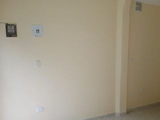Foto 2 de local en arriendo en cantalejo. Cod A6762203