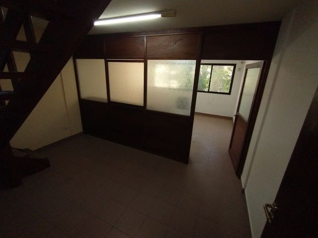 Oficina en duplex Av Shaw