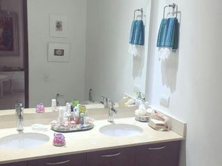 Foto 8 de apartamento en venta en la castellana. Cod V11150