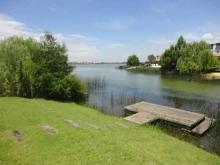 Foto 1 de EXCELENTE PROPIEDAD EN LOS CASTORES AL LAGO.