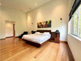 Casa en venta , Poblado parte alta, El tesoro, vista a la ciudad