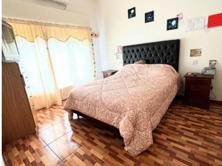 PH en venta - 2 Dormitorios 1 Baño - 75Mts2 - Lanús