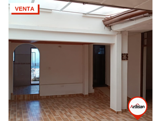 Foto 4 de CASA PLANA A 3 CUADRAS DEL PARQUE LA CHIQUINQUIR.