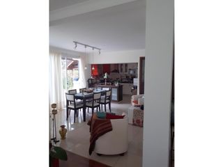 Foto 23 de VENTA / CHALET 4 AMB. PISCINA, DOS LOTES/ MAR DEL PLATA