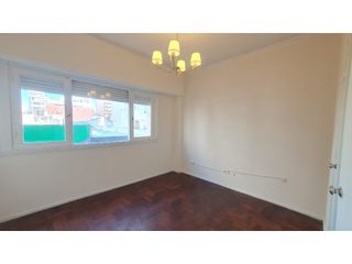 Departamento de 3 amb con dep. ( San Martin 3000)