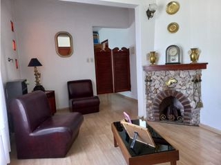Foto 5 de Chalet 3 ambientes en esquina/ Barrio Los Pinares