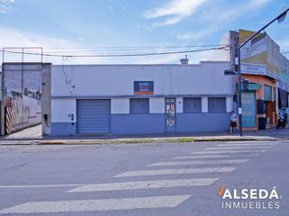 Casa USO COMERCIAL - Luis Agote