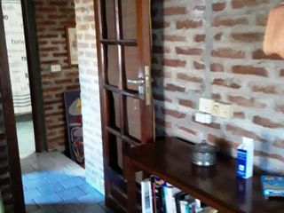 PH en venta - 2 dormitorios 2 baños - 100mts2 - La Plata