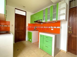 Foto 4 de Venta de Departamento vista a la calle mas Cochera Independiente! en Urb. Las Quintanas rodeado de lindos parques!
Ubicado en zona céntrica cerca de