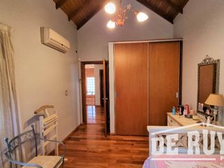 Foto 16 de Chalet en venta en Quilmes Oeste
