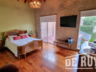 Foto 18 de Chalet en venta en Quilmes Oeste