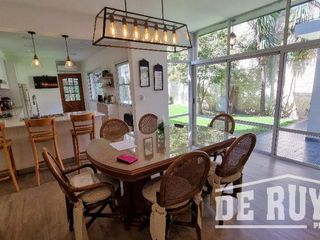Foto 4 de Chalet en venta en Quilmes Oeste