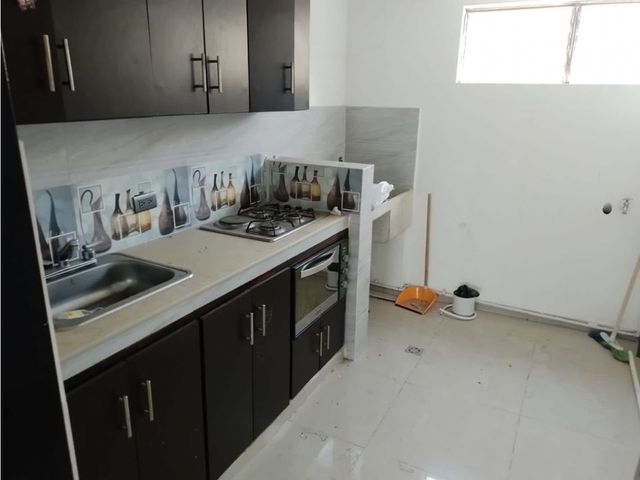 SE VENDE APARTAMENTO EN EL REFUGIO