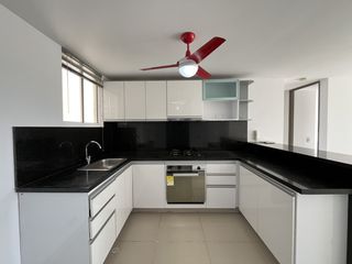 Foto 12 de apartamento en arriendo/venta en la castellana. Cod V106368