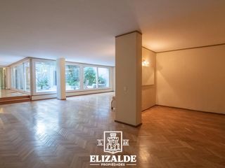 Foto 2 de Arenales y Libertad - 400 m2 Totales 2 Cocheras 3 patios - Propiedad Unica