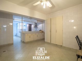 Foto 40 de Arenales y Libertad - 400 m2 Totales 2 Cocheras 3 patios - Propiedad Unica
