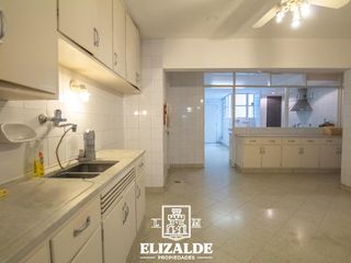 Foto 39 de Arenales y Libertad - 400 m2 Totales 2 Cocheras 3 patios - Propiedad Unica