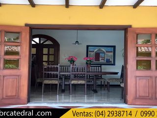Villa Casa Edificio de venta en Vía a la Costa - Puerto Azul  – código:10064