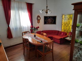 Foto 4 de CASA DE 4 AMBIENTES EN BANFIELD