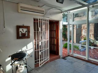 Foto 12 de CASA DE 4 AMBIENTES EN BANFIELD