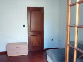 Casa en venta - 6 Dormitorios 3 Baños - Cocheras - 360Mts2 - La Plata