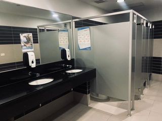 Foto 11 de OFICINA EN ALQUILER EN SAN ISIDRO - IMPLEMENTADA Y AMOBLADA