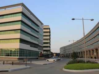 Foto 10 de Oficina Comercial Alquiler o Venta en Parque Empresarial Colón de 250 m2