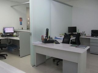 Foto 1 de oficina en venta en villa country. Cod V224