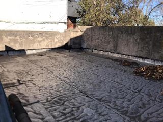 Foto 22 de CASA DE 2 AMBIENTES CON 2 LOCALES SOBRE LOTE DE 375m2 EN BARRIO SAN JUAN