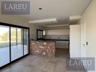 Foto 5 de Lareu Propiedades - Casa en venta en Puertos - Barrio Vistas