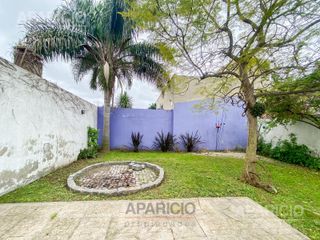 Casa de 3 dormitorios en venta + Departamento