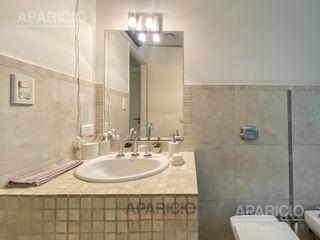 Casa de 3 dormitorios en venta + Departamento