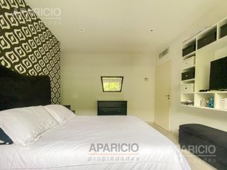 Casa de 3 dormitorios en venta + Departamento