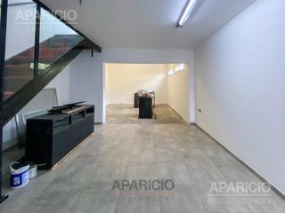 Casa de 3 dormitorios en venta + Departamento