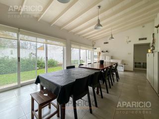 Casa de 3 dormitorios en venta + Departamento