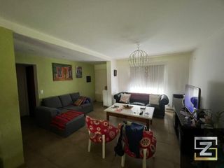 Casa en alquiler de 5 dormitorios en La Horqueta de Echeverría