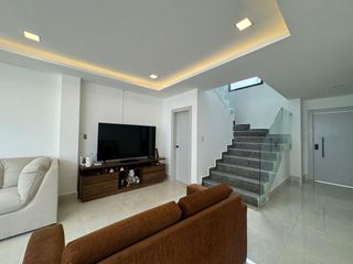Foto 11 de VENTA CASA POR ESTRENAR EN URBANIZACION MALLORCA (LM)