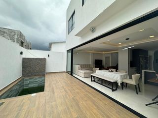 Foto 1 de VENTA CASA POR ESTRENAR EN URBANIZACION MALLORCA (LM)