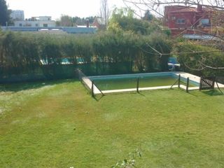 Foto 1 de Alquiler Anual casa estilo clasica 3 dormitorios play escritorio pileta