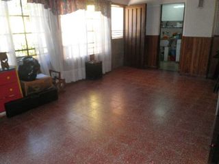 Foto 4 de Chalet en venta en Quilmes Oeste
