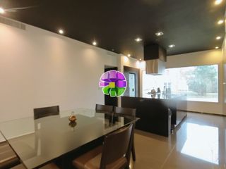 Casa moderna de 3 dormitorios en barrio Septiembre