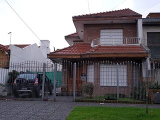 Foto 3 de Chalet en venta en Quilmes Oeste