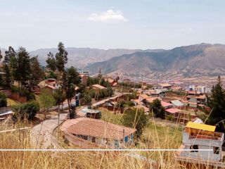 Se vende Terreno con vista espectacular en Urb. Santa María en Cusco