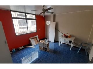 Foto 28 de VENTA DE CASA ESQUINERA RENTERA EN AVENIDA PLAZA DAÑIN, NORTE DE GUAYAQUIL